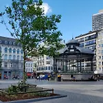 Апартаменты Cozy In With Harbor View *